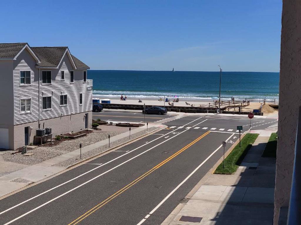 REGENCY TOWERS RENTALS IN NORTH WILDWOOD 500 KENNEDY DRIVE 408